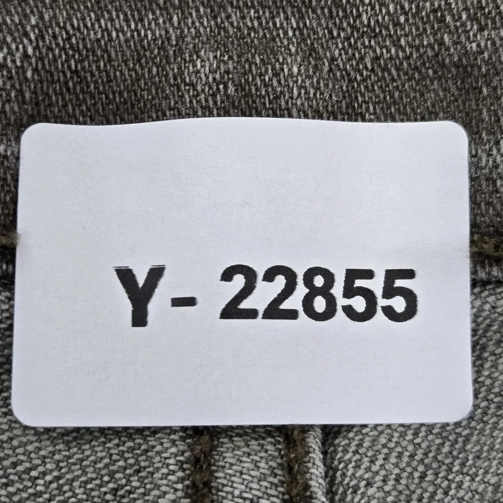Levis *please carefully